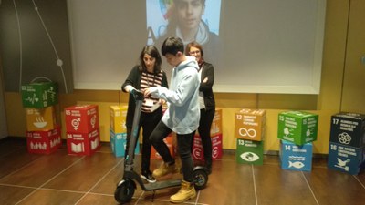 Els tallers Elèctrics! de FEDA  fan reflexionar els adolescents sobre un nou model de mobilitat sostenible